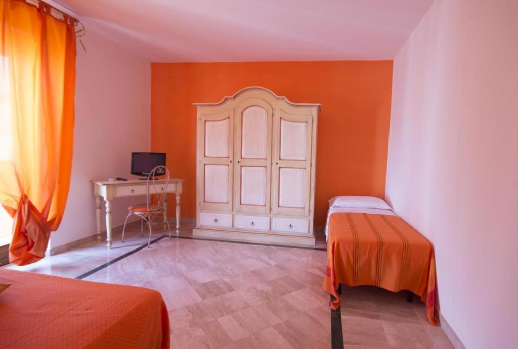 Salentomigliore Casa Vacanze San Pancrazio Salentino Bagian luar foto