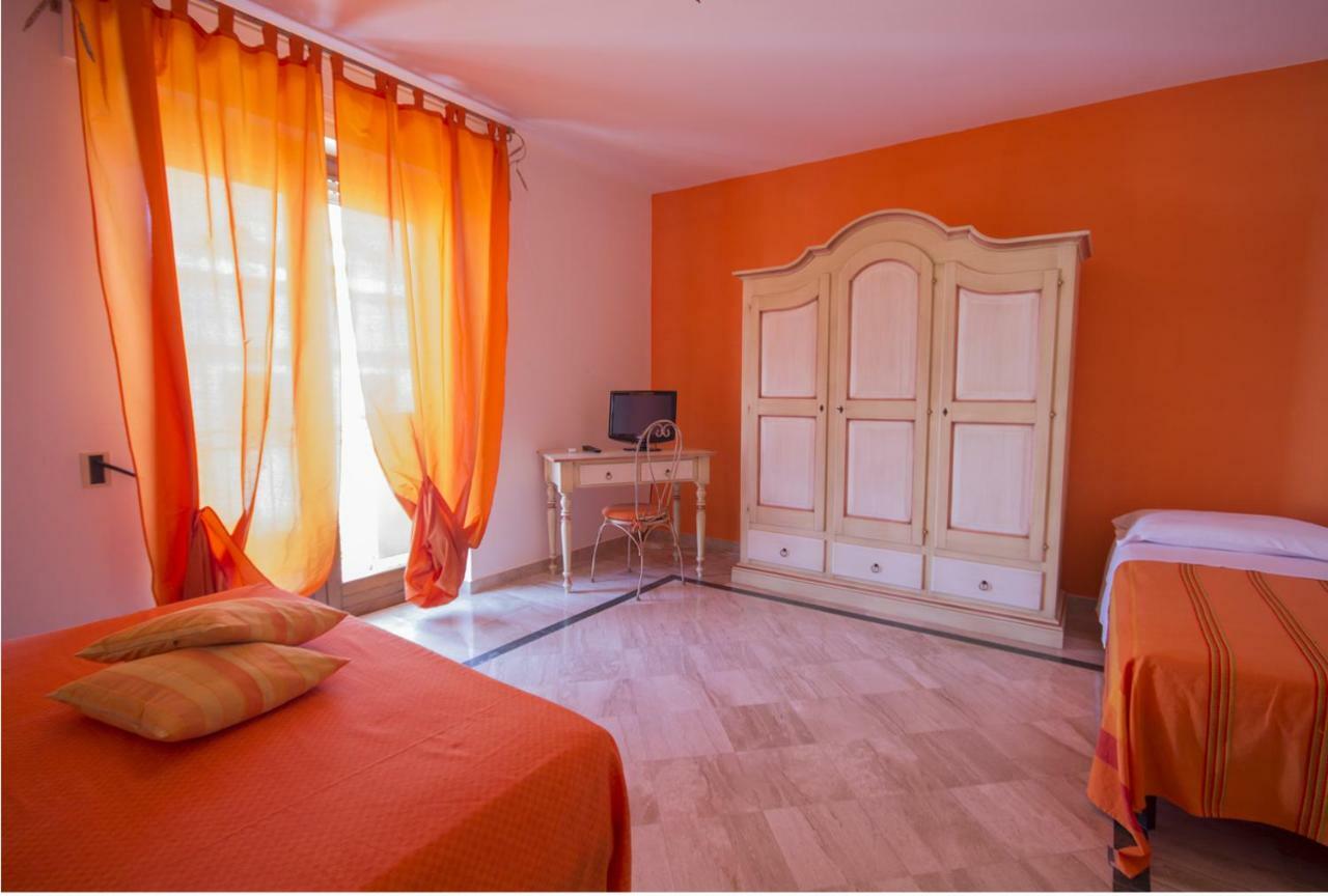 Salentomigliore Casa Vacanze San Pancrazio Salentino Bagian luar foto